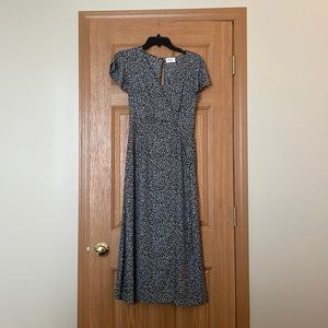 Small black with small white flower print dress. Sienna sky brand. Never worn.